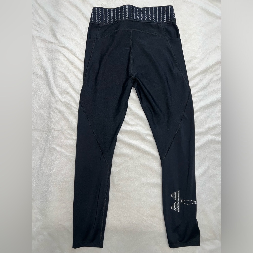 Women’s Under Armour Heat Gear Leggings / Size Medium